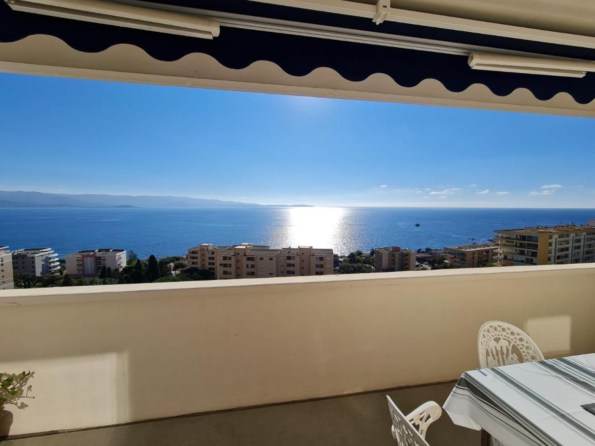 Magnifique Vue Mer, Spacieux Et Traversant Apartment